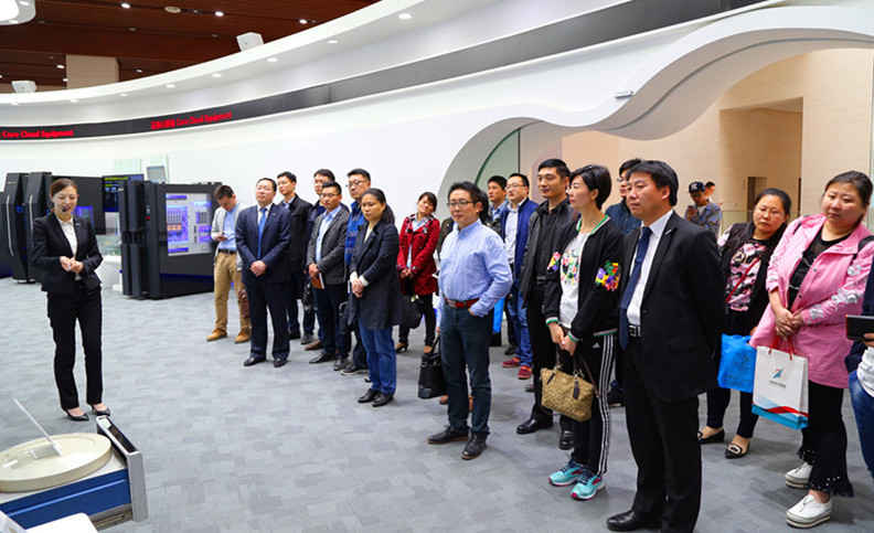 PT��Ѷ|һ������