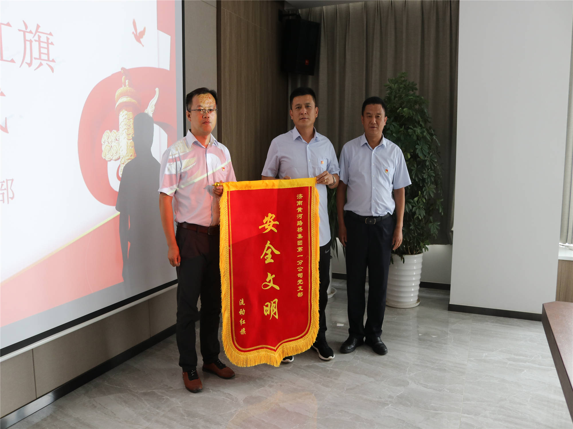 PT��Ѷ|һ������