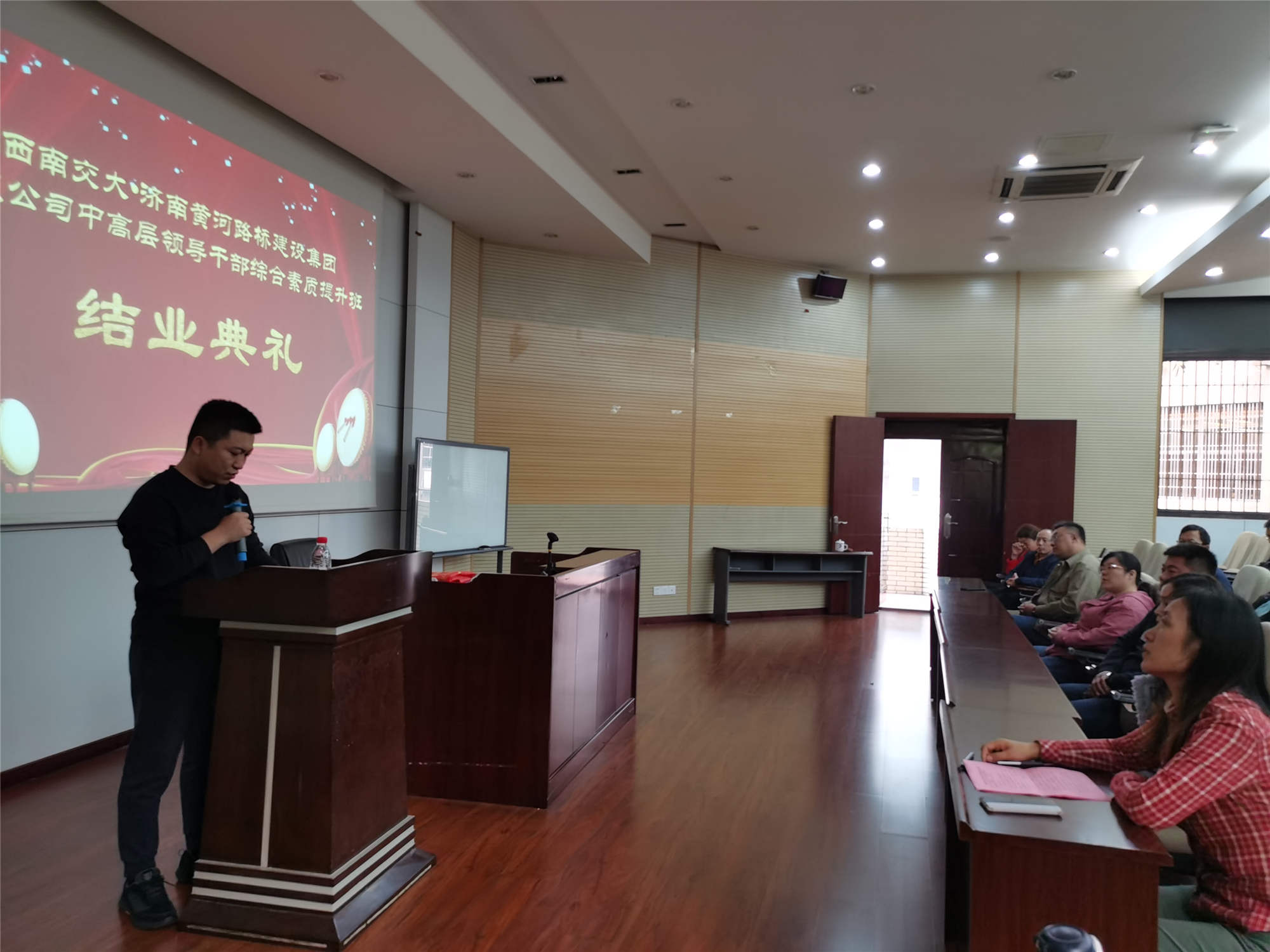 PT��Ѷ|һ������